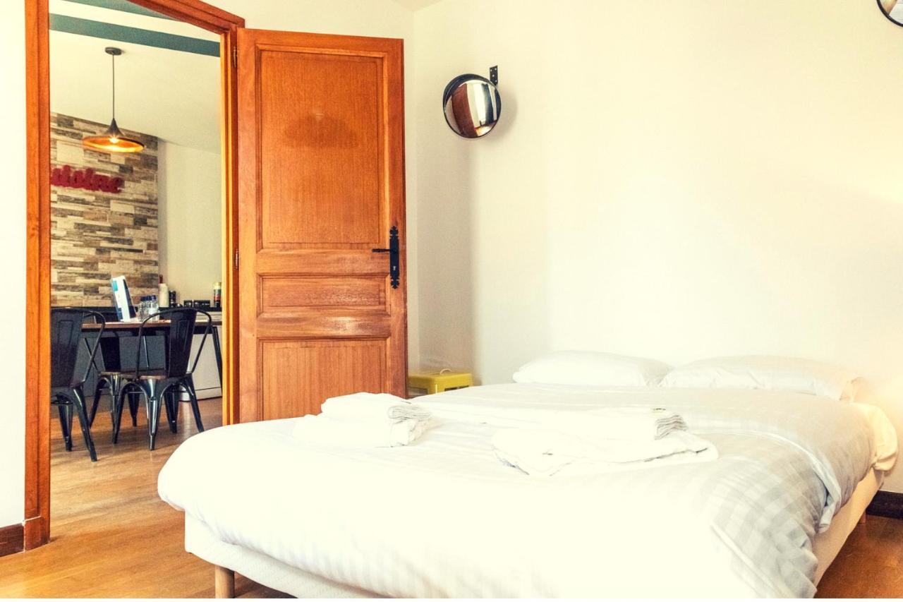 Le Courbet Topdestination-Dijon - Centre Ville - Classe 3 Etoiles ภายนอก รูปภาพ